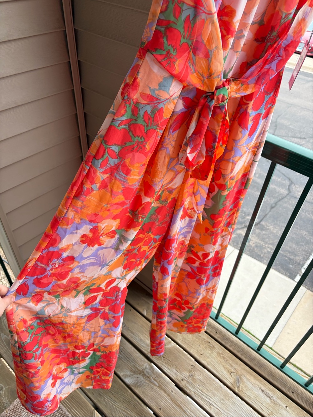 ๐๐VinceCamuto Floral Wide Leg Jumpsuit Waist Maxi Romper Size 6 Summer Vacation - Picture 7 of 17